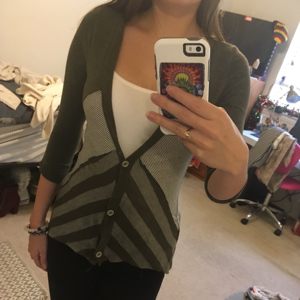 ✨BOGO✨ Green boho cardigan